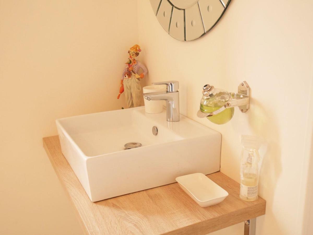 Bed and Breakfast L'Arbre D'Ange Montmorillon Esterno foto