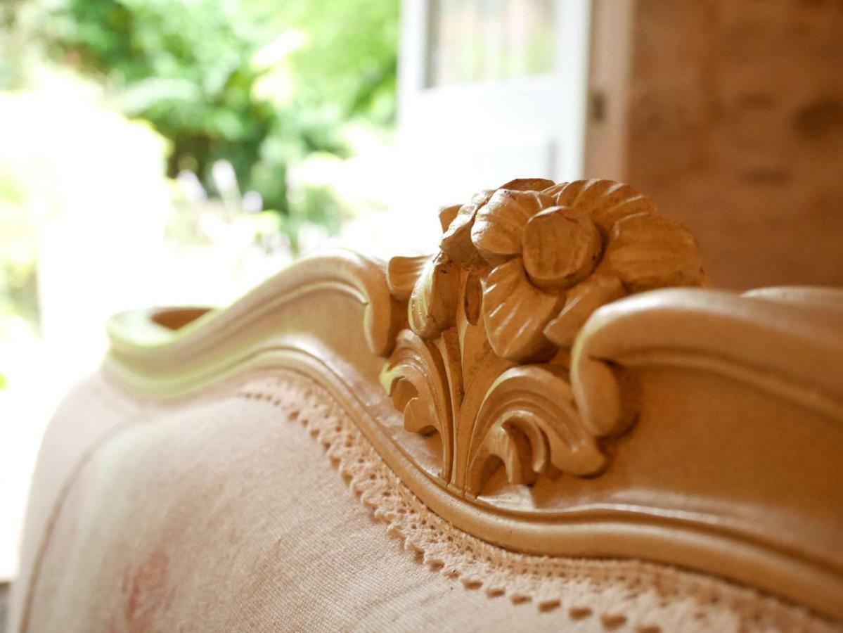 Bed and Breakfast L'Arbre D'Ange Montmorillon Esterno foto
