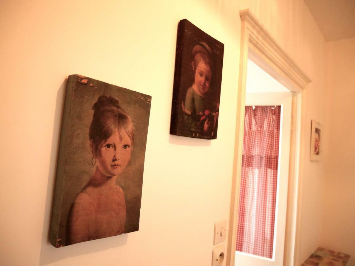 Bed and Breakfast L'Arbre D'Ange Montmorillon Esterno foto