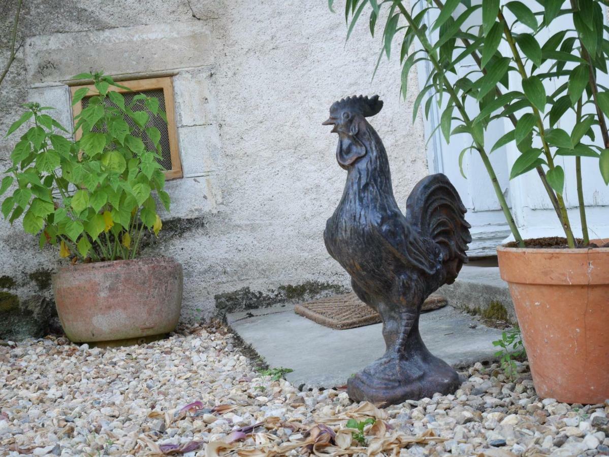Bed and Breakfast L'Arbre D'Ange Montmorillon Esterno foto
